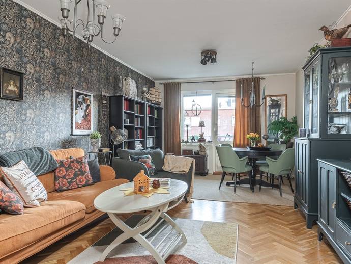 2 rok · 60,5 m² · Backvägen 5B
