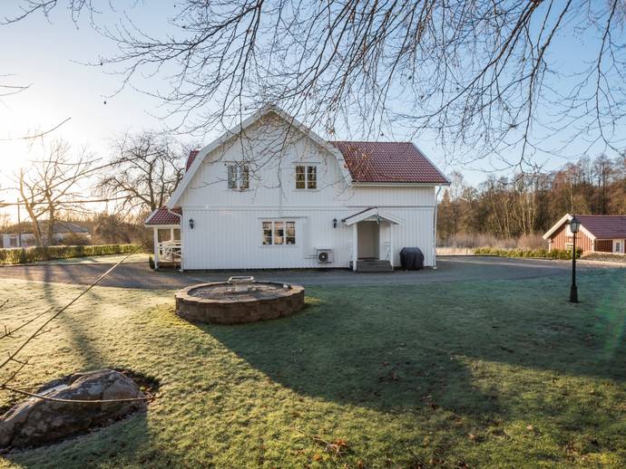 7 rok · 200 m² · Bäck 2C