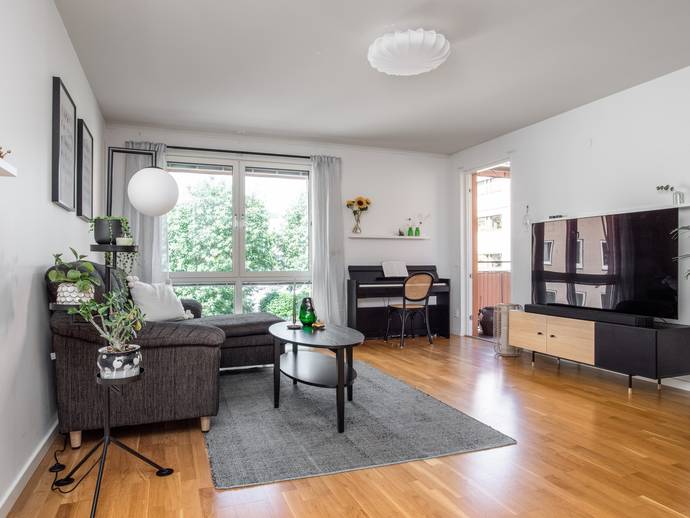 3 rok · 83 m² · Sparregatan 7