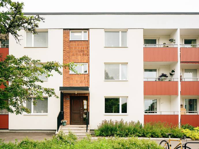 3 rok · 74 m² · Karl Dahlins väg 26 A