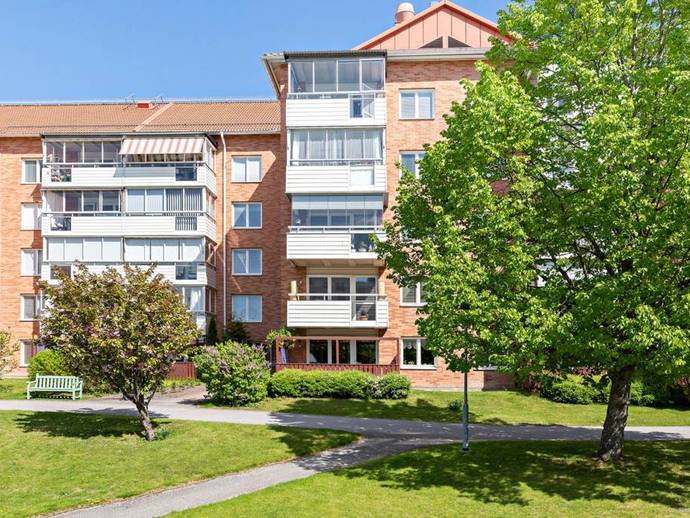 1,5 rok · 46 m² · Hästskovägen 82