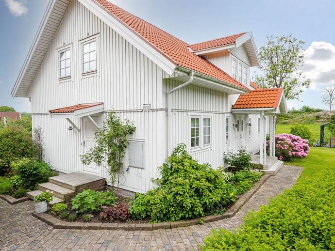 6 rok · 208 m² · Olas väg 9B