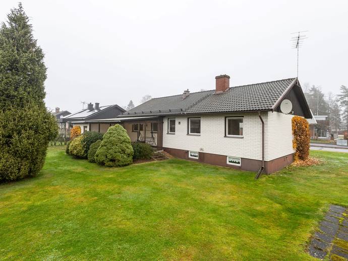 4 rok · 102 m² · Bondstorpsvägen 33