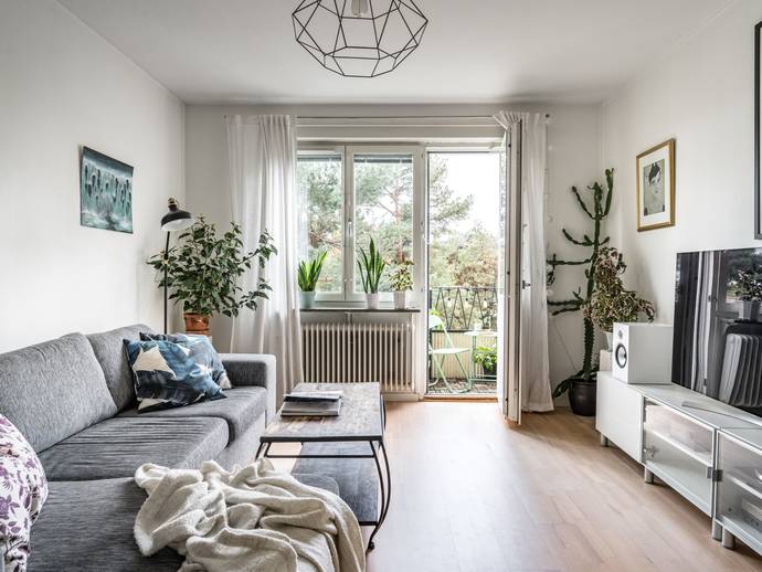 2 rok · 51 m² · Tombolavägen 8