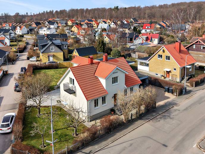 6 rok · 157 m² · Kaptensgatan 2