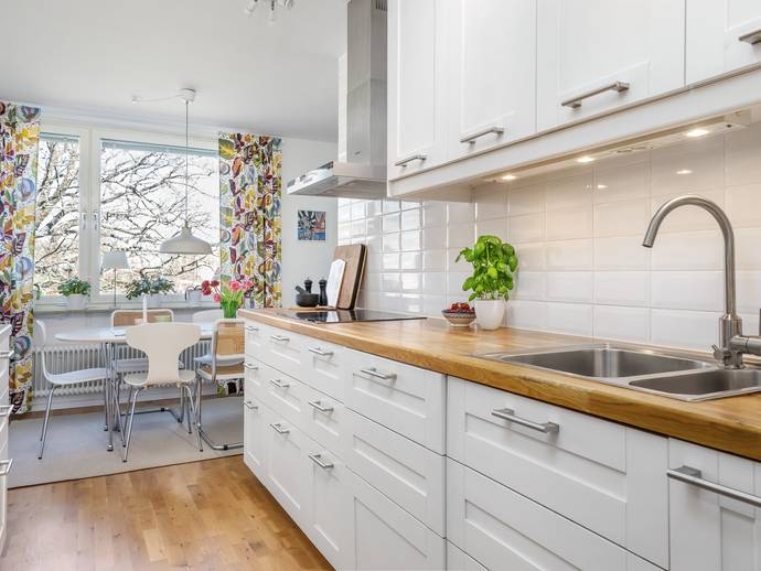 3 rok · 80 m² · Ektorpsgatan 160