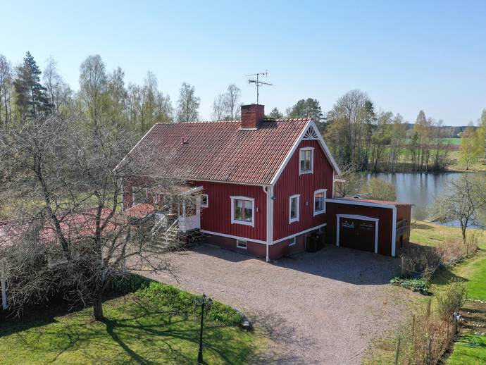 5 rok · 128 m² · Brunnbäcksvägen 86