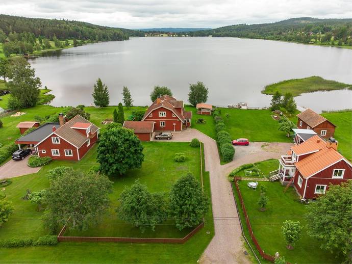 7 rok · 169 m² · Övertänger 214