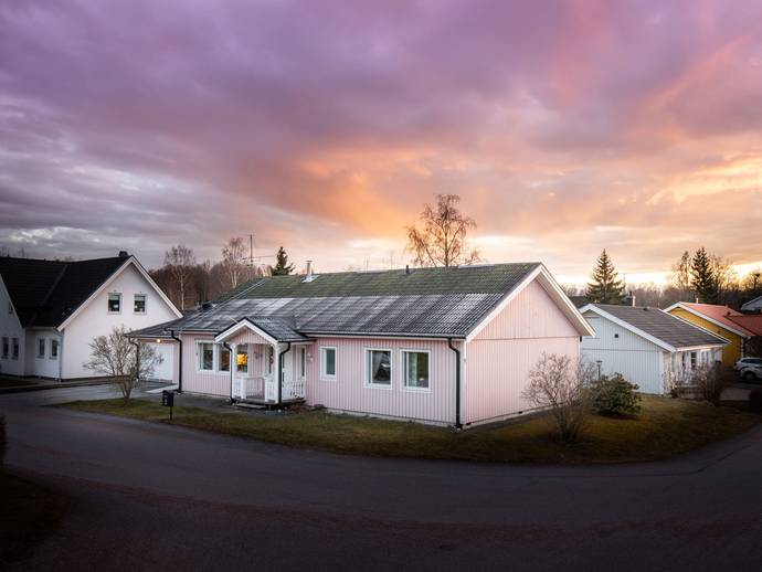 6 rok · 120 m² · Spindelvägen 10