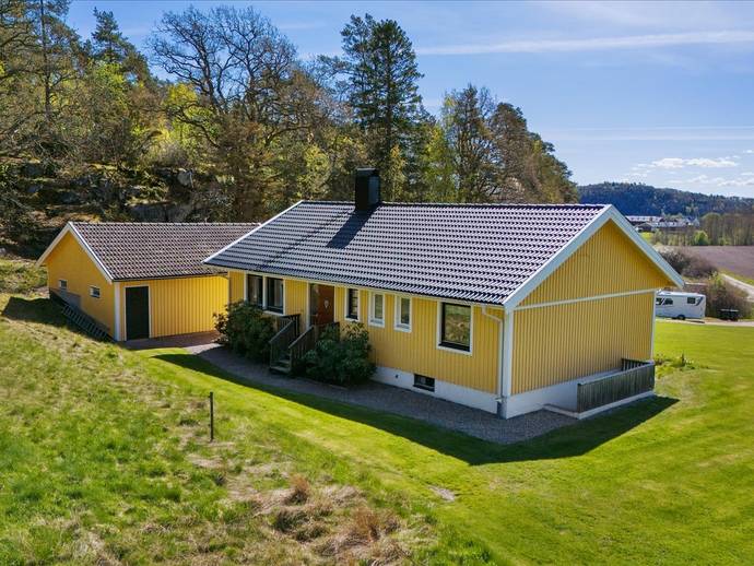 6 rok · 101 m² · Holma 405