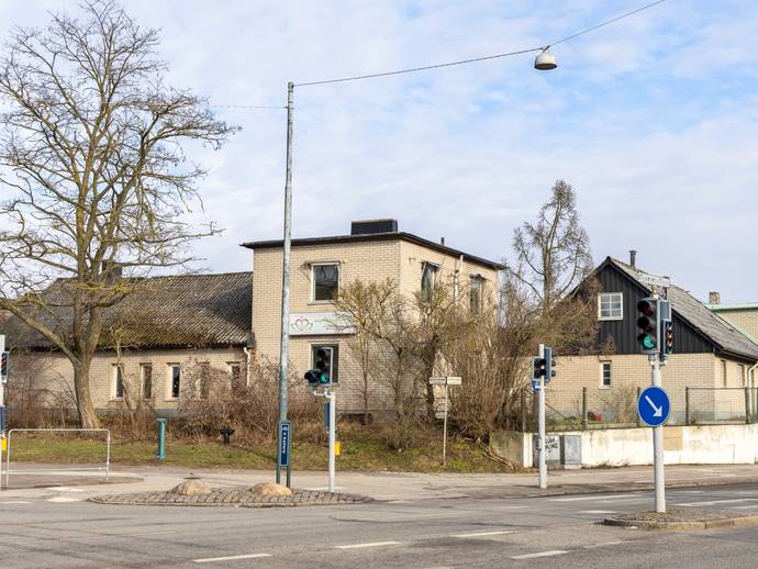 11 rok · 341 m² · Jägersrovägen 2