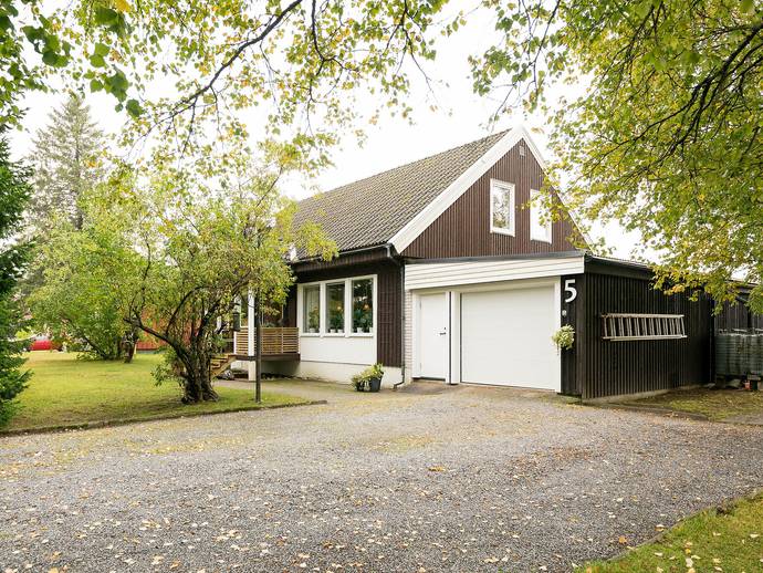 6 rok · 140 m² · Hundsjövägen 5
