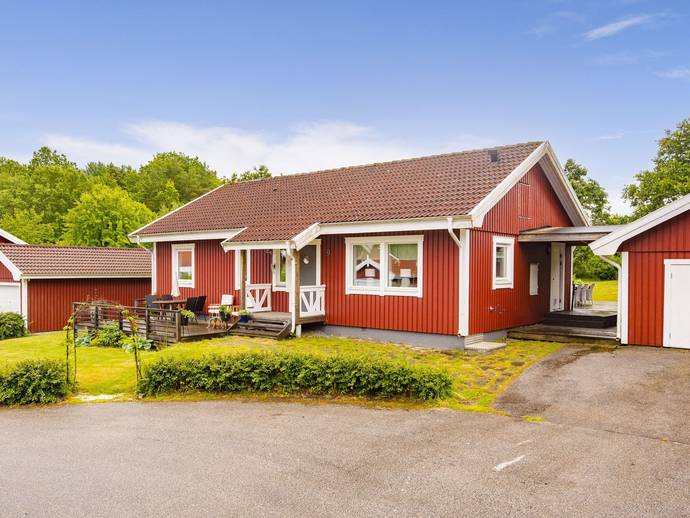 6 rok · 125 m² · Vallarevägen 9