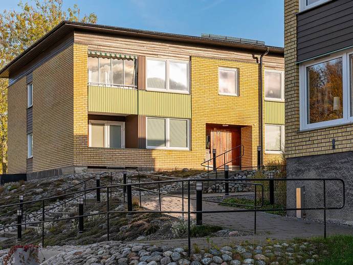 2 rok · 63 m² · Oppeby Gård 91