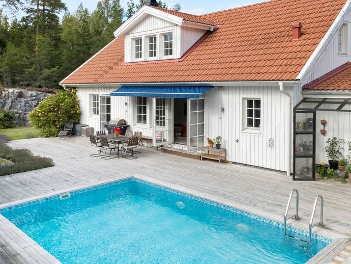 6 rok · 170 m² · Åkerövägen 12