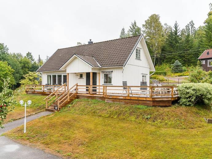 4 rok · 102 m² · Skogsstigen 3