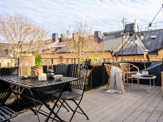 2,5 rok · 79 m² · Helgalunden 17, 3+4 tr Vindsetage!