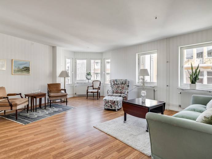 2 rok · 87 m² · Karl X Gustavs gata 25A