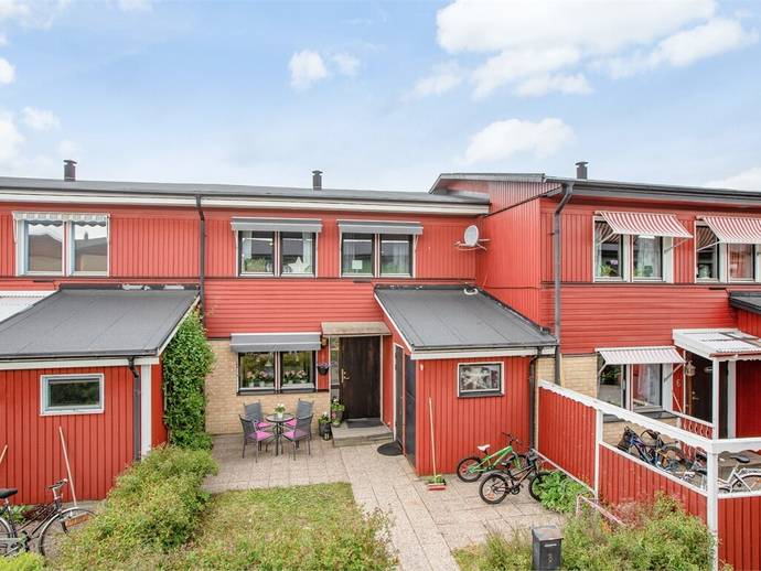 5 rok · 127 m² · Lärarstigen 8