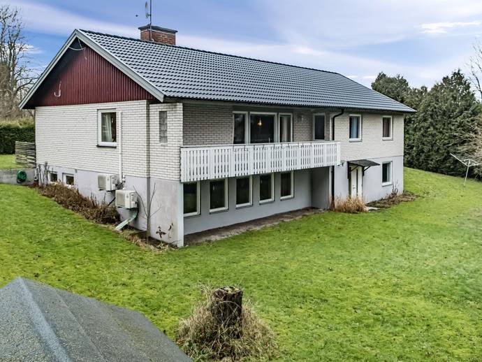 8 rok · 130 m² · Dalasträdet 4