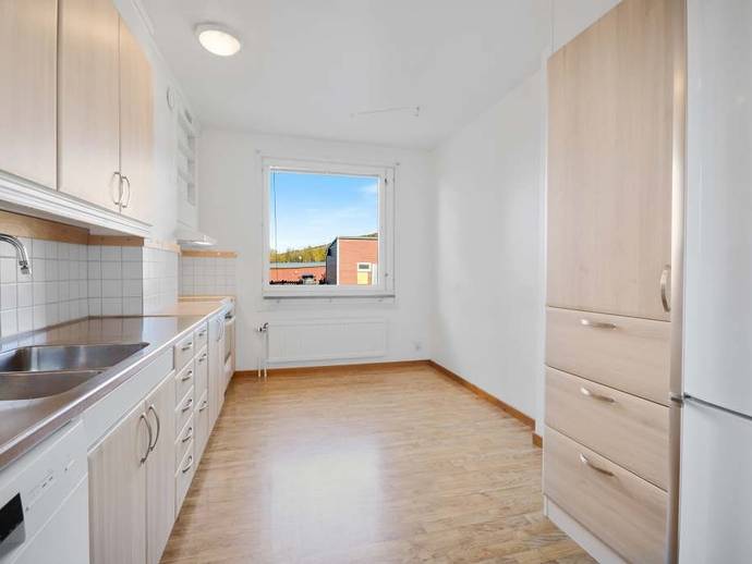 2 rok · 64 m² · Dübengatan 31 B