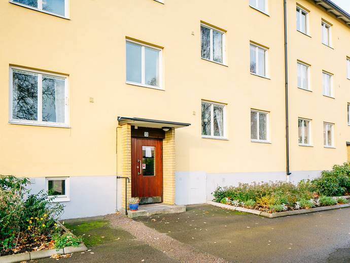 1 rok · 36 m² · Hertig Karls Gata 13