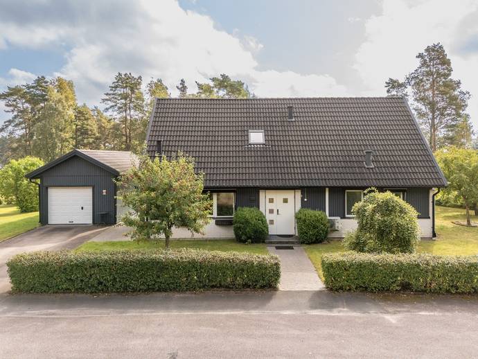 6 rok · 153 m² · Sandåsgatan 29