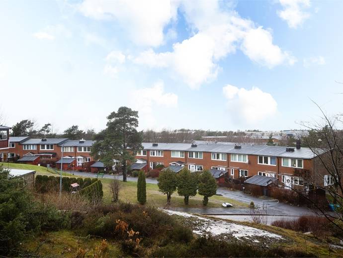 5 rok · 140 m² · Sandeslättskroken 9