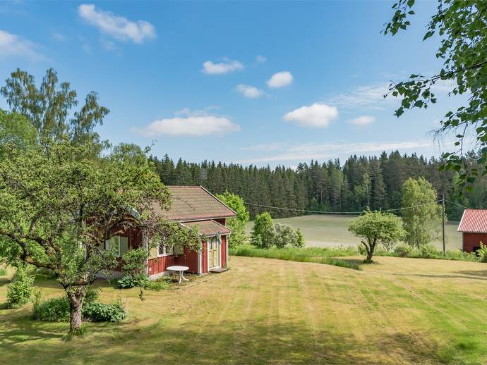 2 rok · 35 m² · Häggfältsrud 1