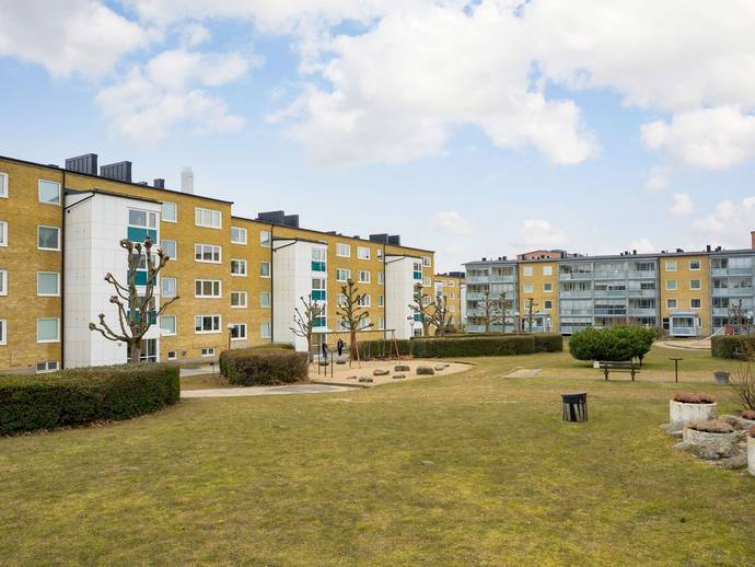 3 rok · 76,5 m² · Munkhättegatan 28a