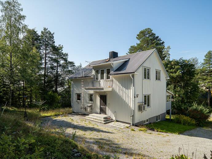 4 rok · 130 m² · Dombäcksövägen 30