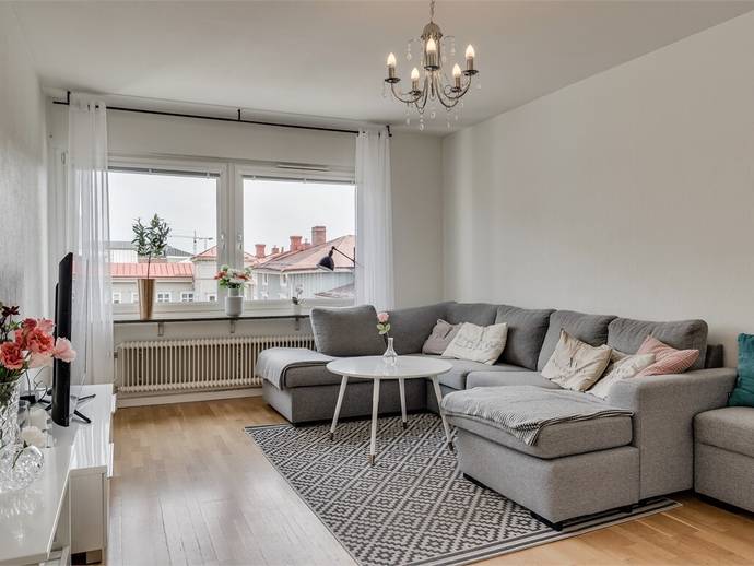 2 rok · 62,5 m² · Storgatan 33 A