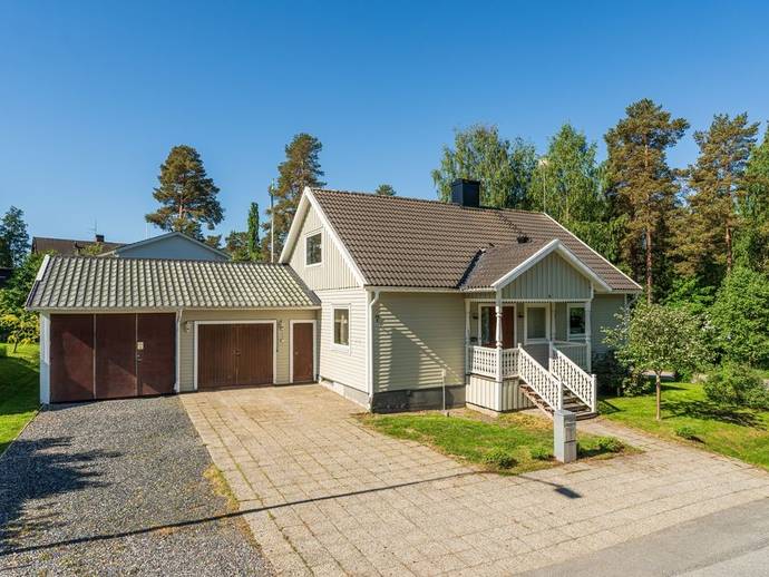 5 rok · 136 m² · Reinhold Erikssons väg 7