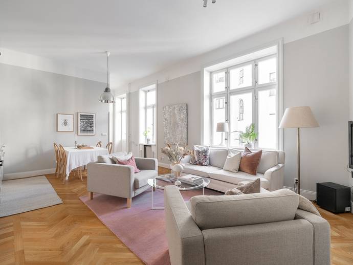 3 rok · 76 m² · Narvavägen 32