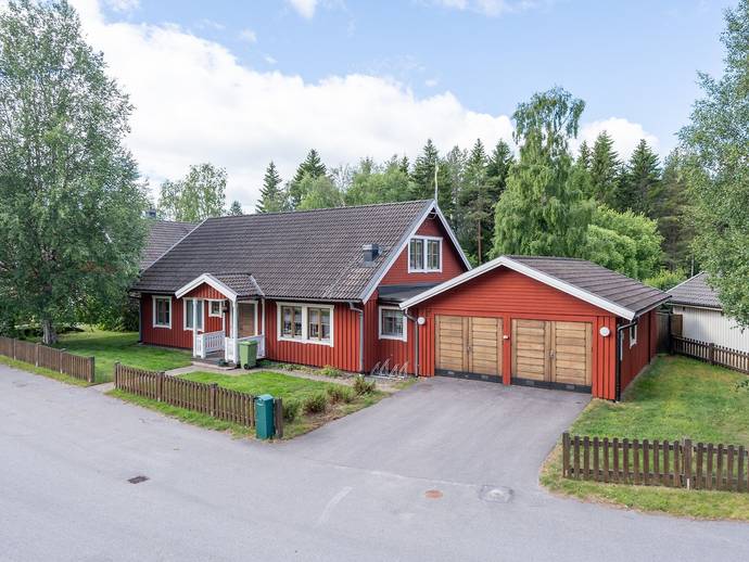 7 rok · 166 m² · Kopparvägen 30