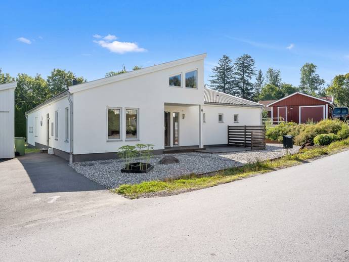 6 rok · 207 m² · Gårdsvägen 16
