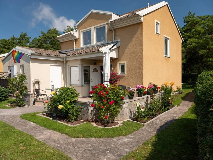 4 rok · 117 m² · Storkullsgränd 14
