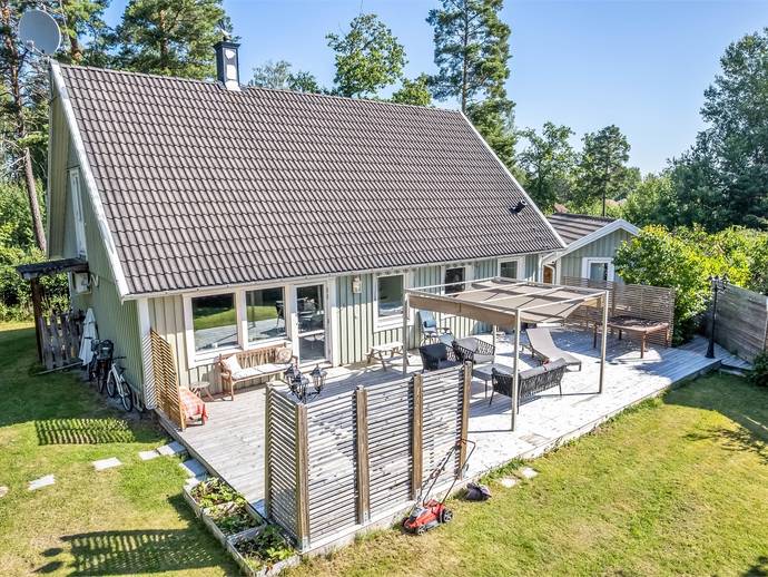 6 rok · 158 m² · Astronomivägen 4