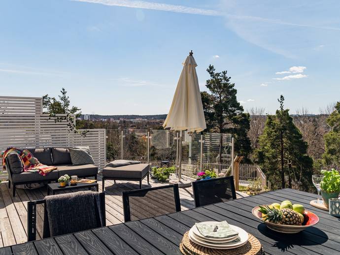 6 rok · 151 m² · Hällebergsvägen 28