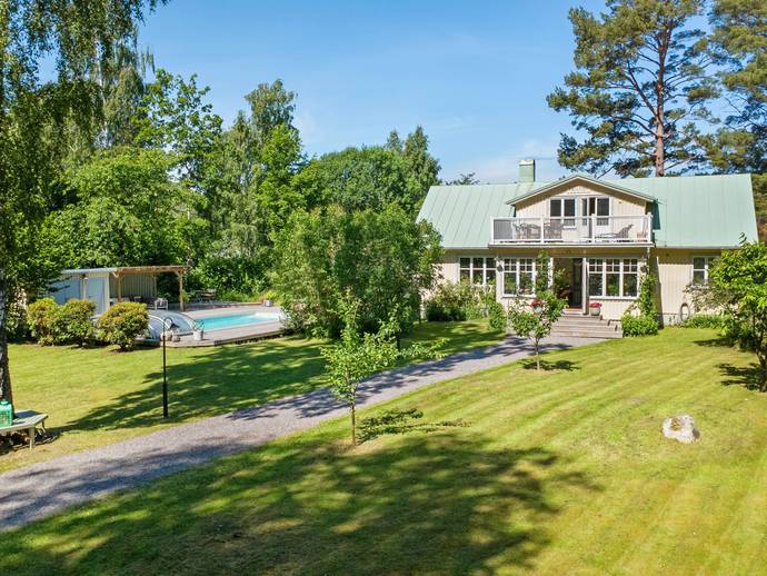 8 rok · 195 m² · Gransbergsvägen 20