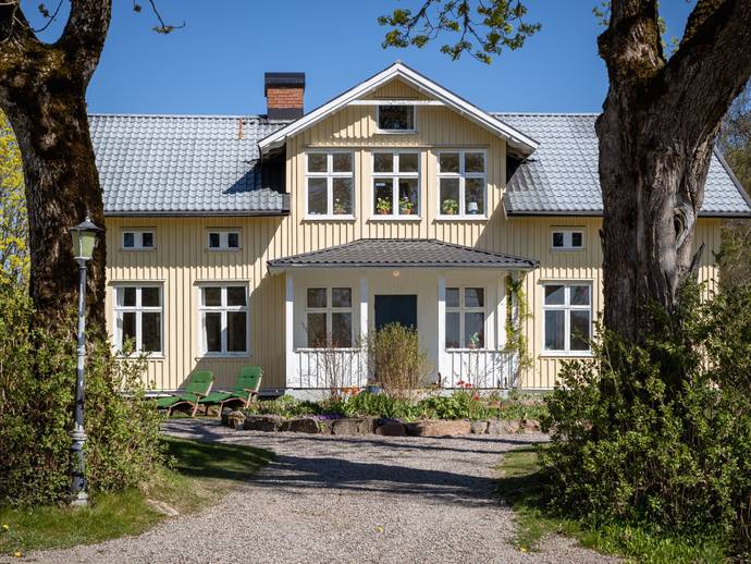 5 rok · 260 m² · Lönnskog Där framme 1
