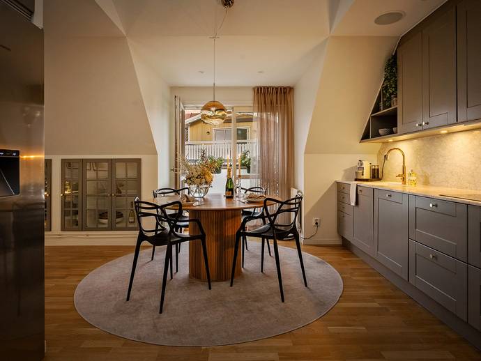 4 rok · 91 m² · Sankt Pauli Trappor 8 E