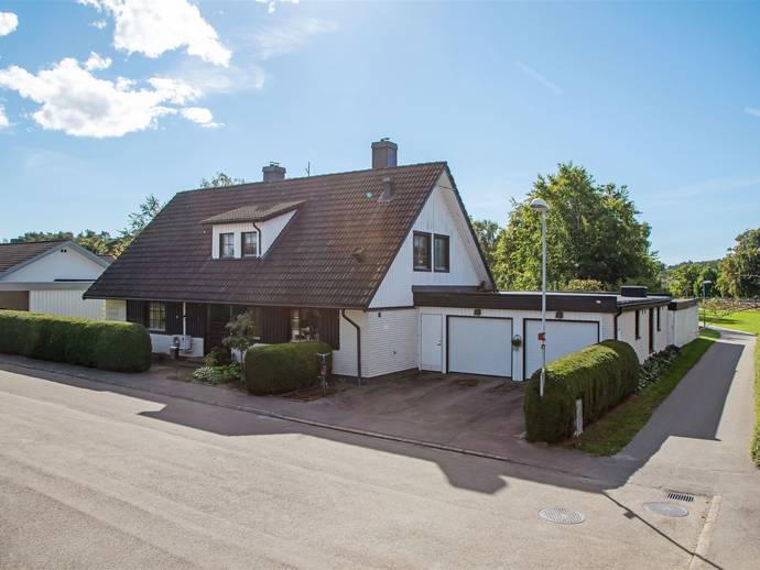 7 rok · 169 m² · Kardvägen 5
