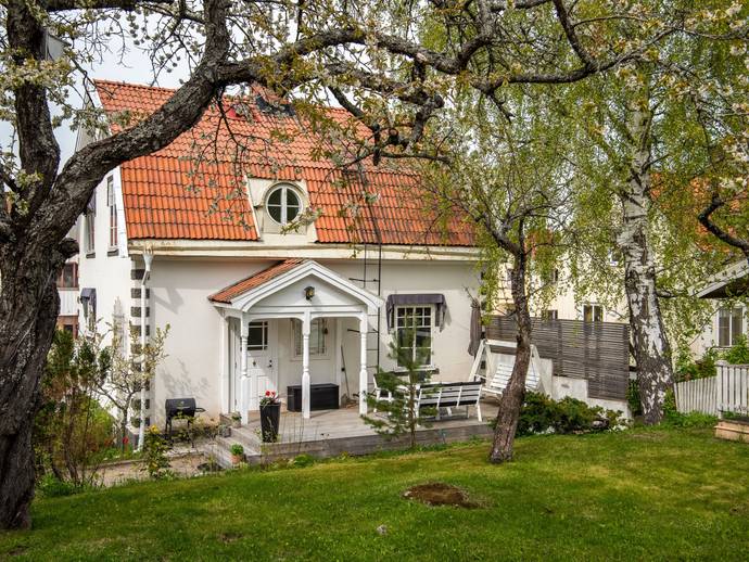 4 rok · 117 m² · Åsbäcksgatan 10
