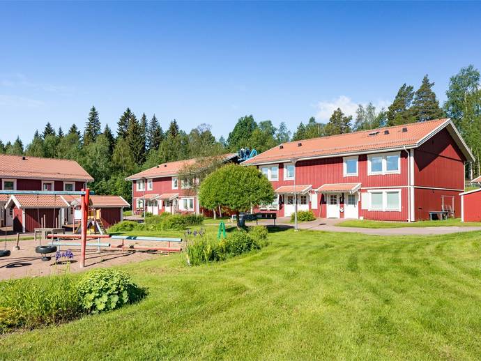 2 rok · 76 m² · Högsvevägen 159