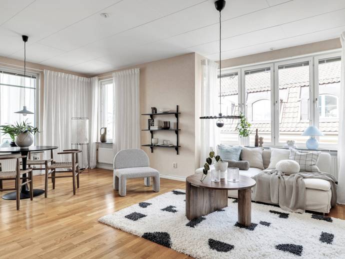 3 rok · 89 m² · Gösta Wahlströms väg 8