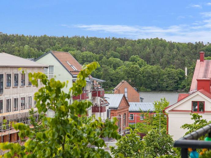 2 rok · 50 m² · Fingerörtsvägen 10