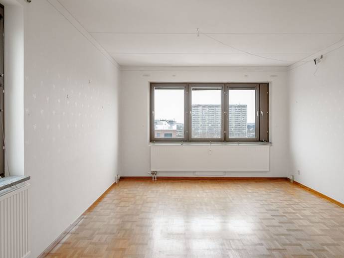 3 rok · 81,5 m² · Serenadgatan 53
