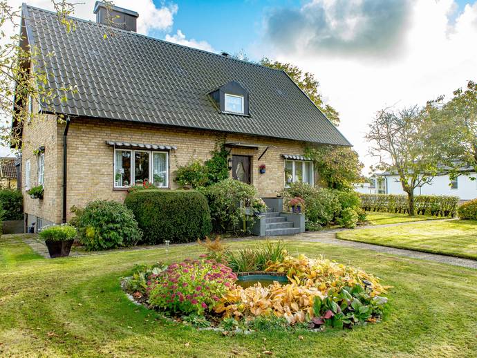 8 rok · 194 m² · Ljungbyvägen 70