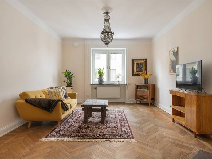 2 rok · 60 m² · Svarvargatan 18